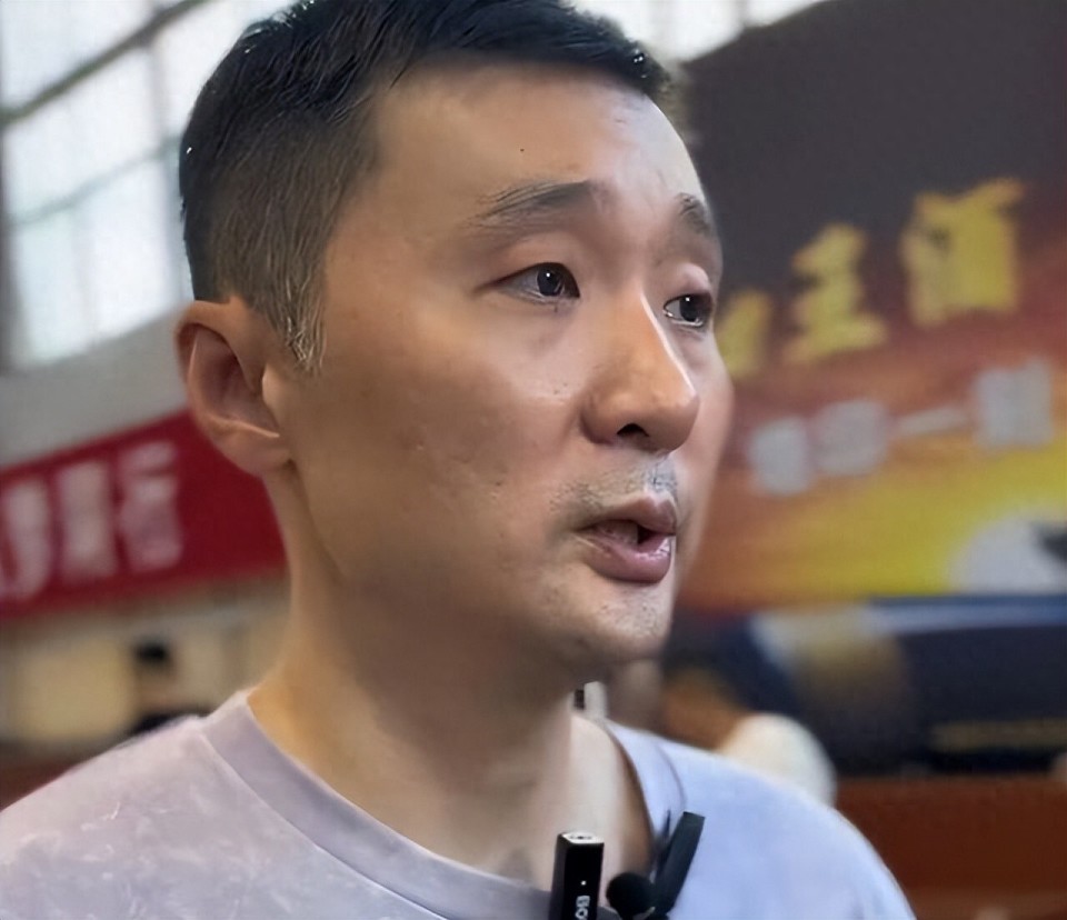 刘炜无奈地, 季的, news 刘炜无奈地, 季的, news