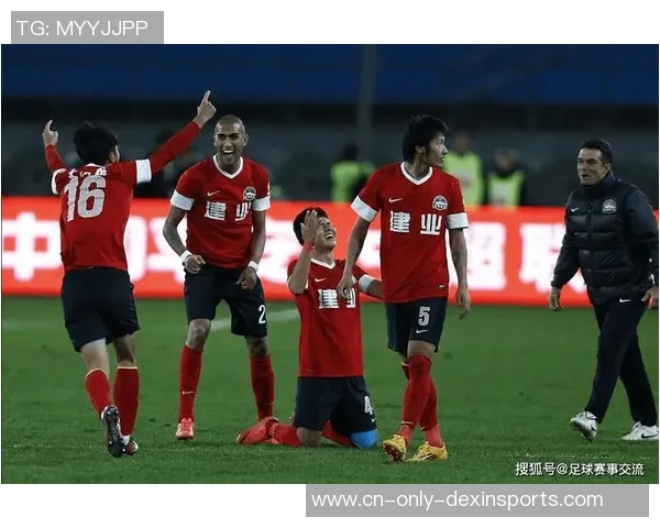 瓦勒伦加与桑纳菲激战正酣赛果揭晓精彩瞬间回顾